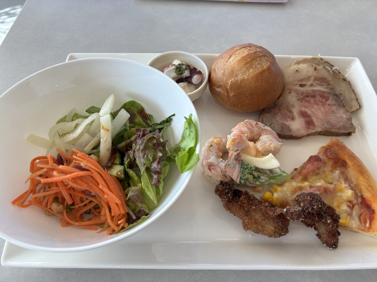 Squalo kitchen（スクアーロ キッチン）